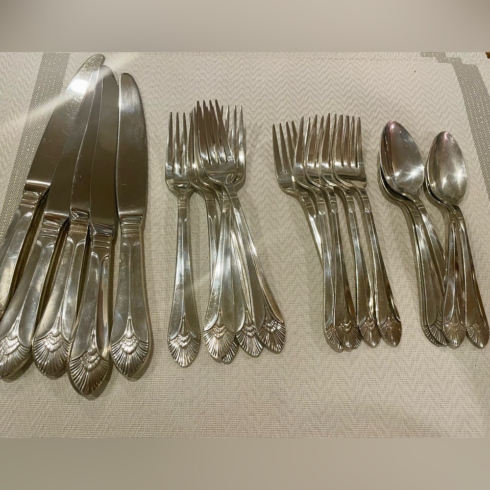 Vintage MCM Manhattan USA International Silver Co Silverplate 1951 Flatware Set